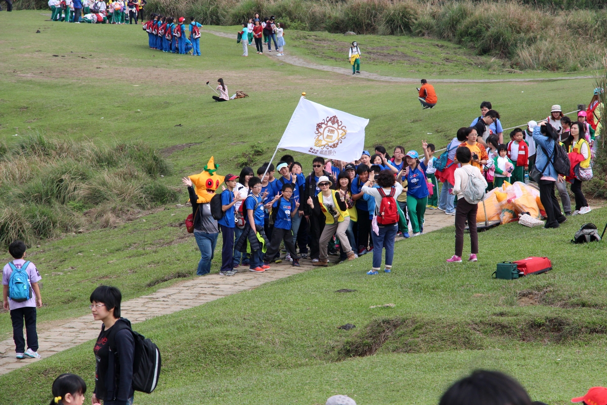 百年校慶全校登山-2