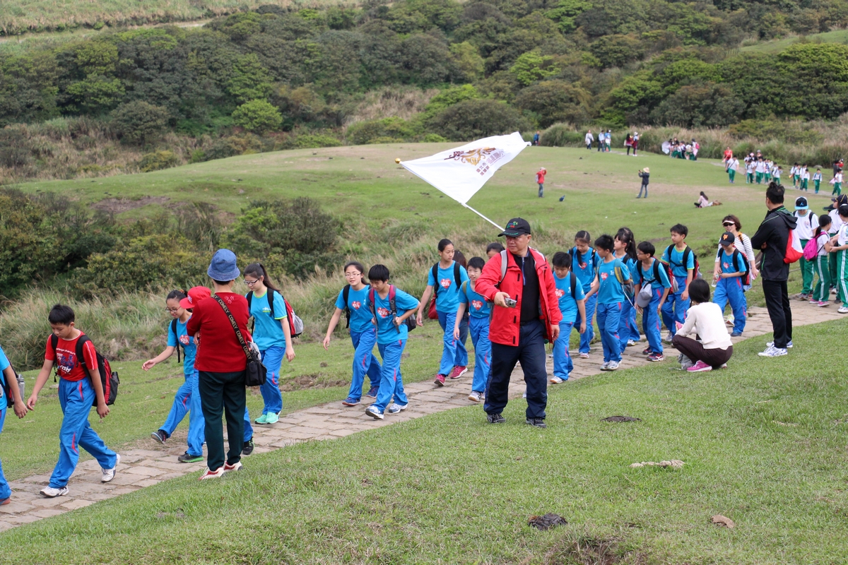 百年校慶全校登山-3