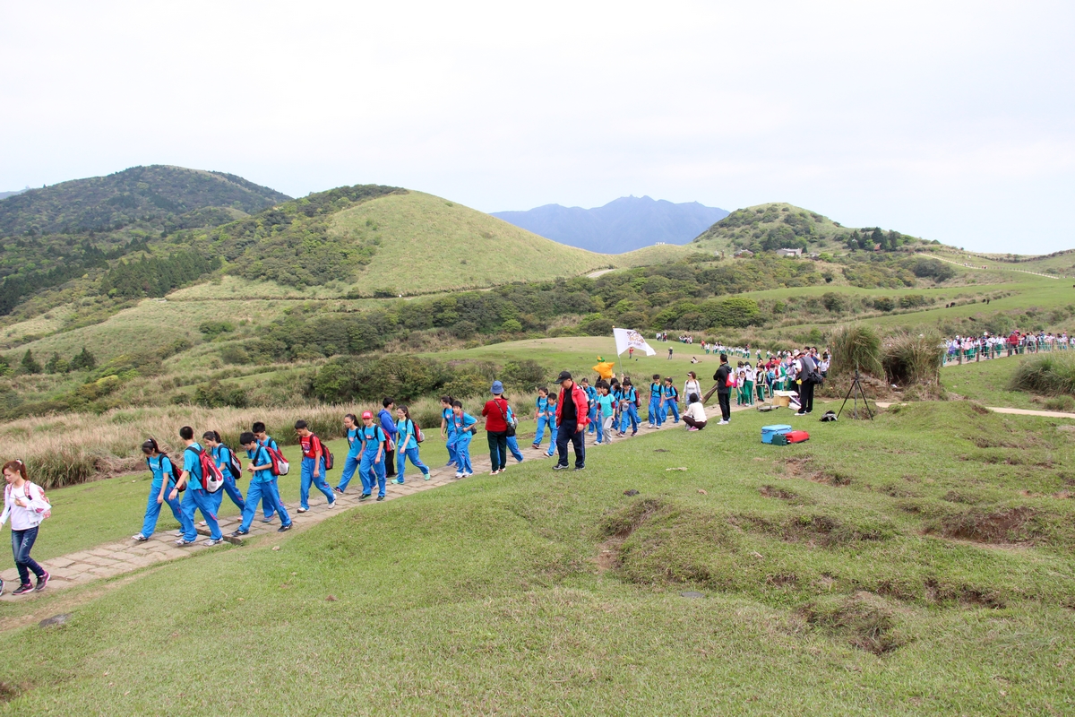 百年校慶全校登山-3